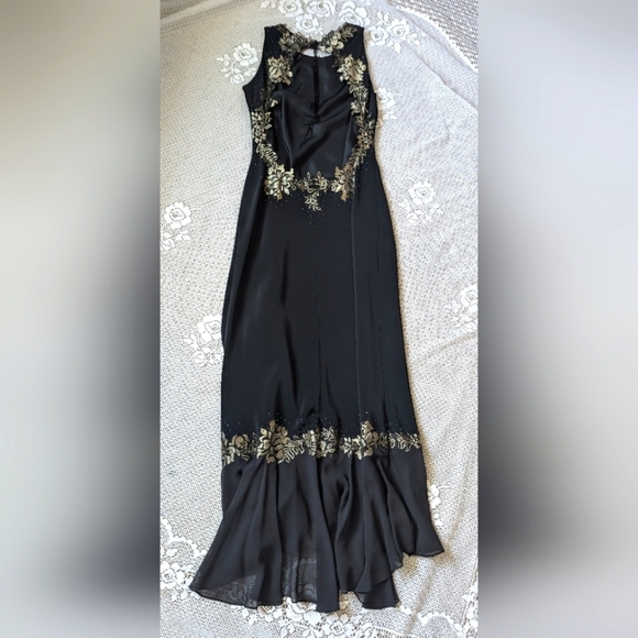 Pearce Fionda Designer Gold Black Cocktail Backless Bead Gown - Picture 5 of 8